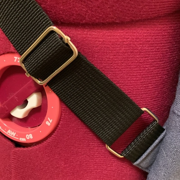 Ultimate Multi-purpose Cross Body Bad, the perfect companion for all occasions - Picture 4 of 15